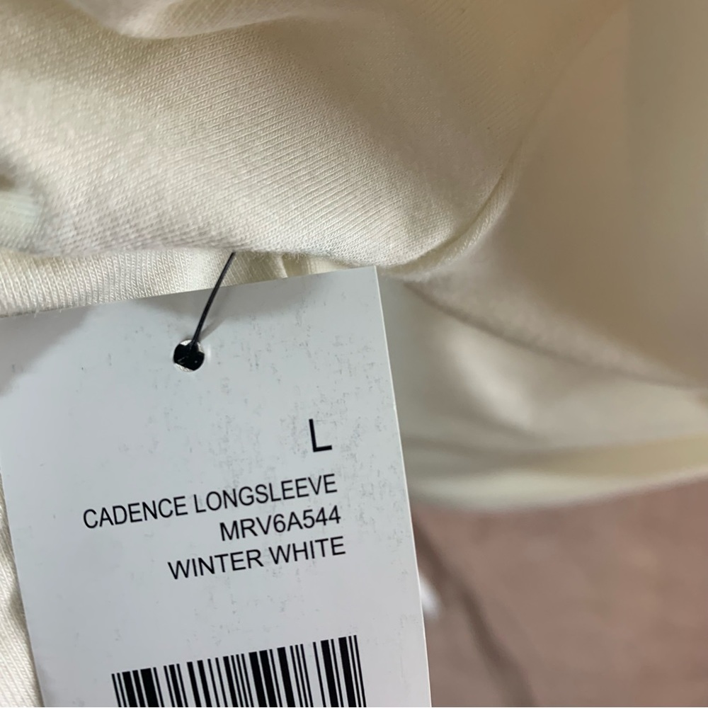NEW Tahari Candace Long Sleeve Blouse in Winter White - Picture 10 of 12